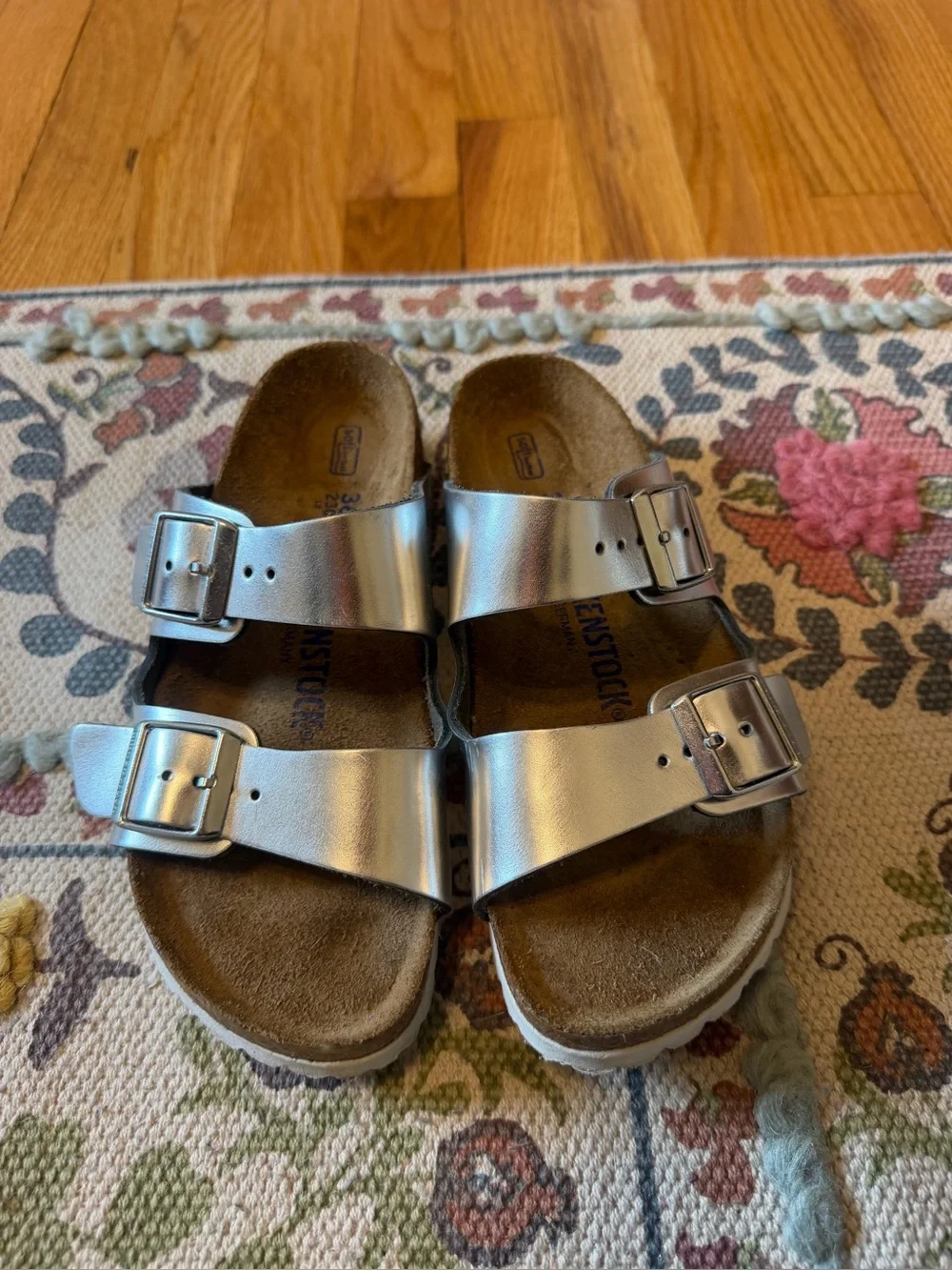 Birkenstock Arizona Soft Footbed Metallic Silver size EU36